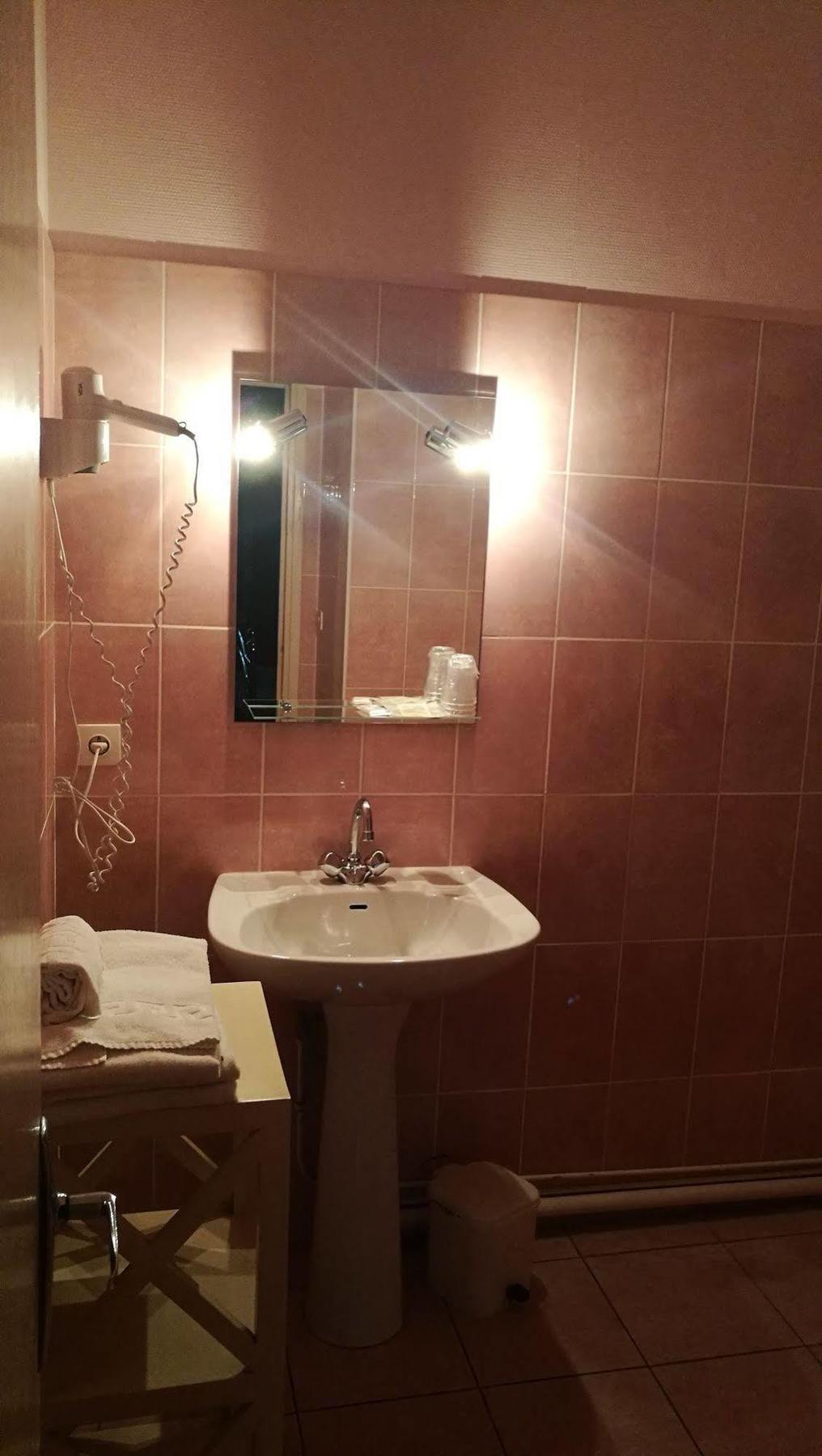 Hotel Emilie Royan Zewnętrze zdjęcie